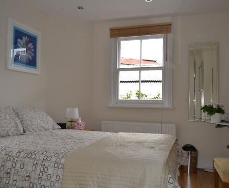 69Thegrove Bed and Breakfast London Exteriör bild