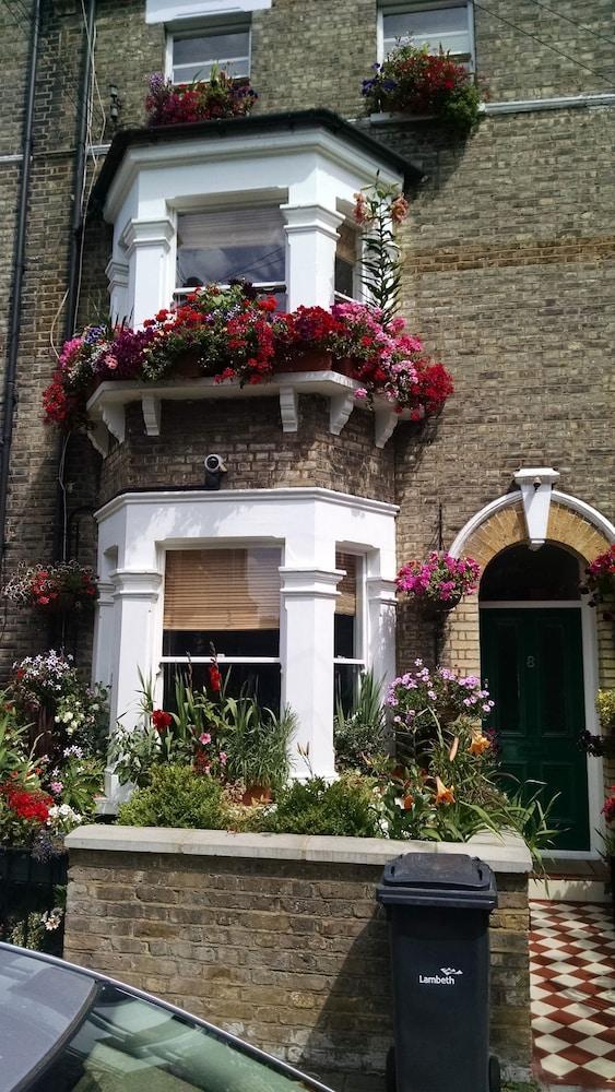 69Thegrove Bed and Breakfast London Exteriör bild